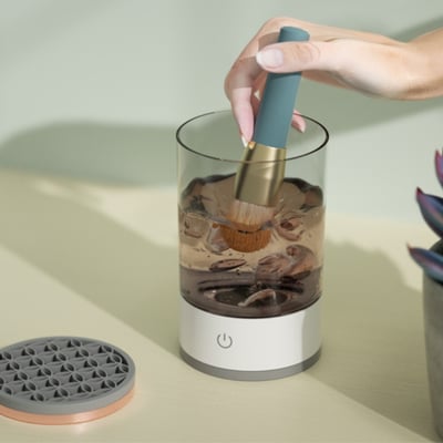 💖 60% RABATT! ✨ AUTOMATISK SMINKBORSTETVÄTT - Djuprengöring på 3 Minuter, Bärbar & Tyst Drift, USB-laddning för Resor och Hemmabruk 🌸🚿