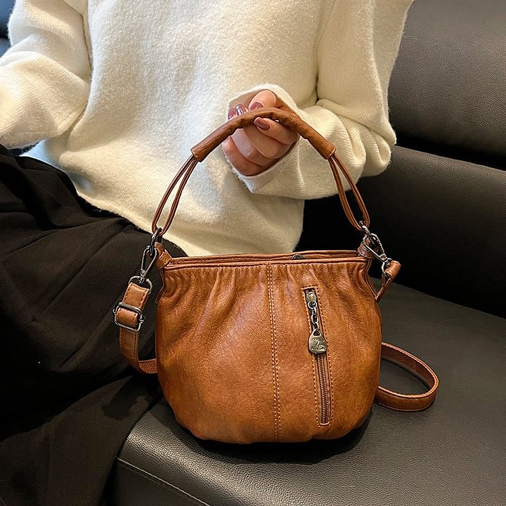 ⏰ Endast nu 50% rabatt!👜✨ Avslappnad veckad väska i mjukt läder ✨ – Praktisk bucket-väska med stil 💼 Lätt, slitstark och perfekt för vardagsbruk! 🌟