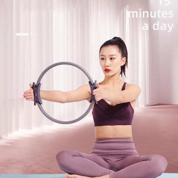 🏆🌸 Forma, stärk och förbättra hållningen – en Pilatesring i ett stycke som passar alla nivåer! 🌿✨ Hållbar och effektiv, perfekt för hemmabruk.