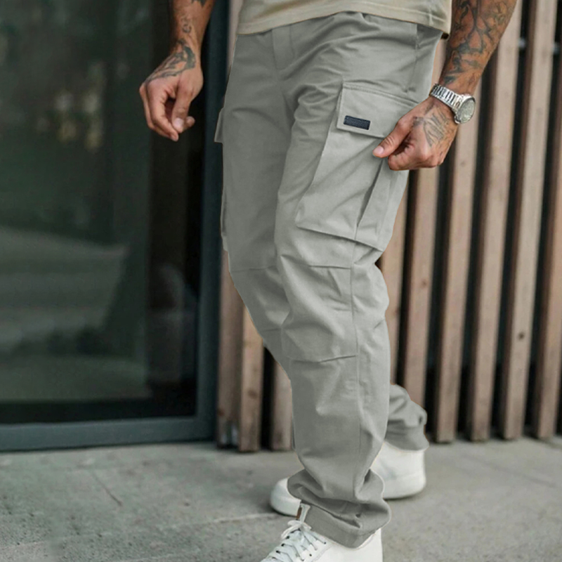 👖💼 61 % rabatt ⚡ Klassiska cargobyxor med flera fickor för män – avslappnad passform, slitstarka och andningsbara, storlekar 50kg-120kg! 🌿🖤