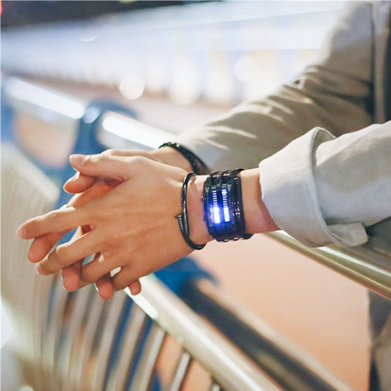 ⌚ 50% RABATT NU! 💙 Binär LED-klocka för Herr – Rostfritt Stål & Unikt Display – Sportig, Modern & Vattenresistent 🛡️.