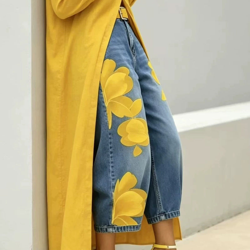 Dam jeans med blomapplikation – vida ben, mjuk denim & unik konstnärlig design 🌸👖✨